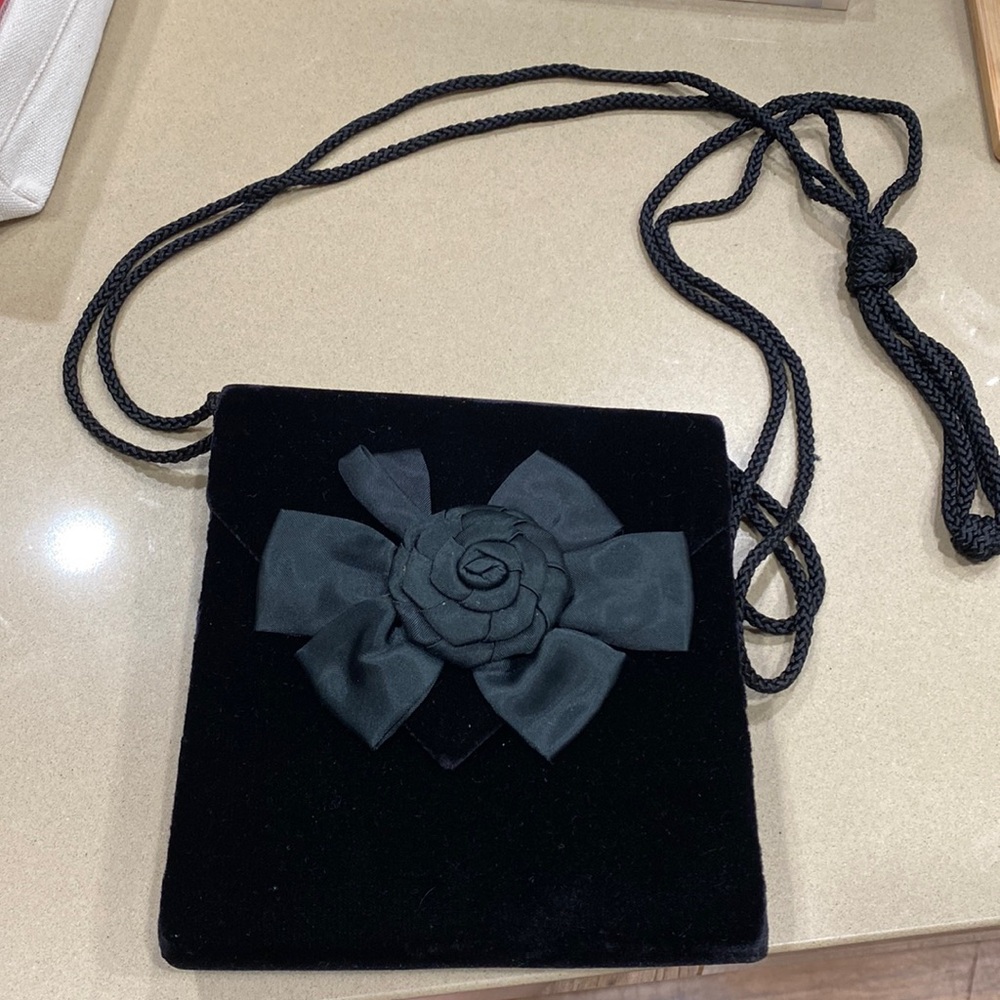 Black formal shoulder bag